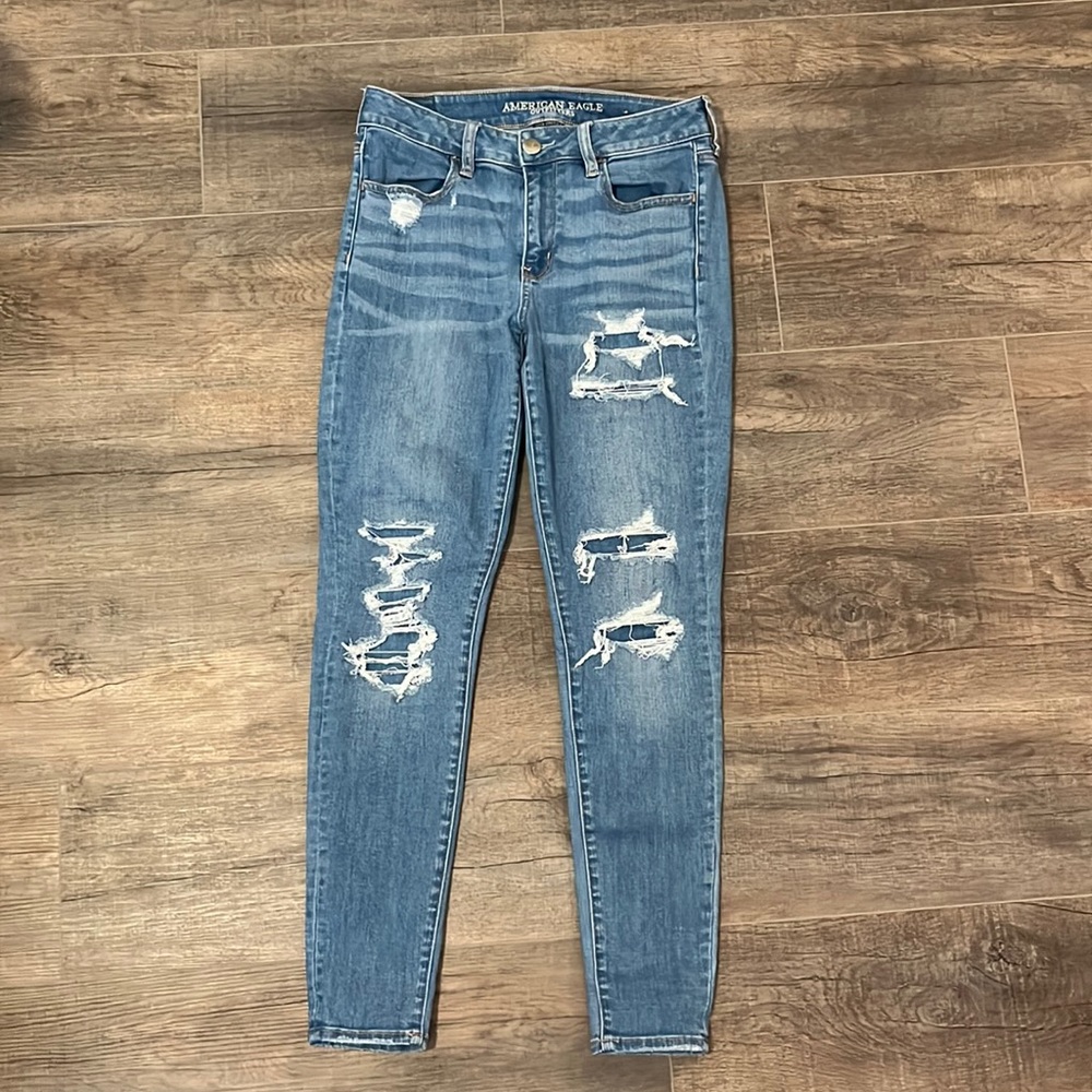 American Eagle High Rise Light Wash Jeggings